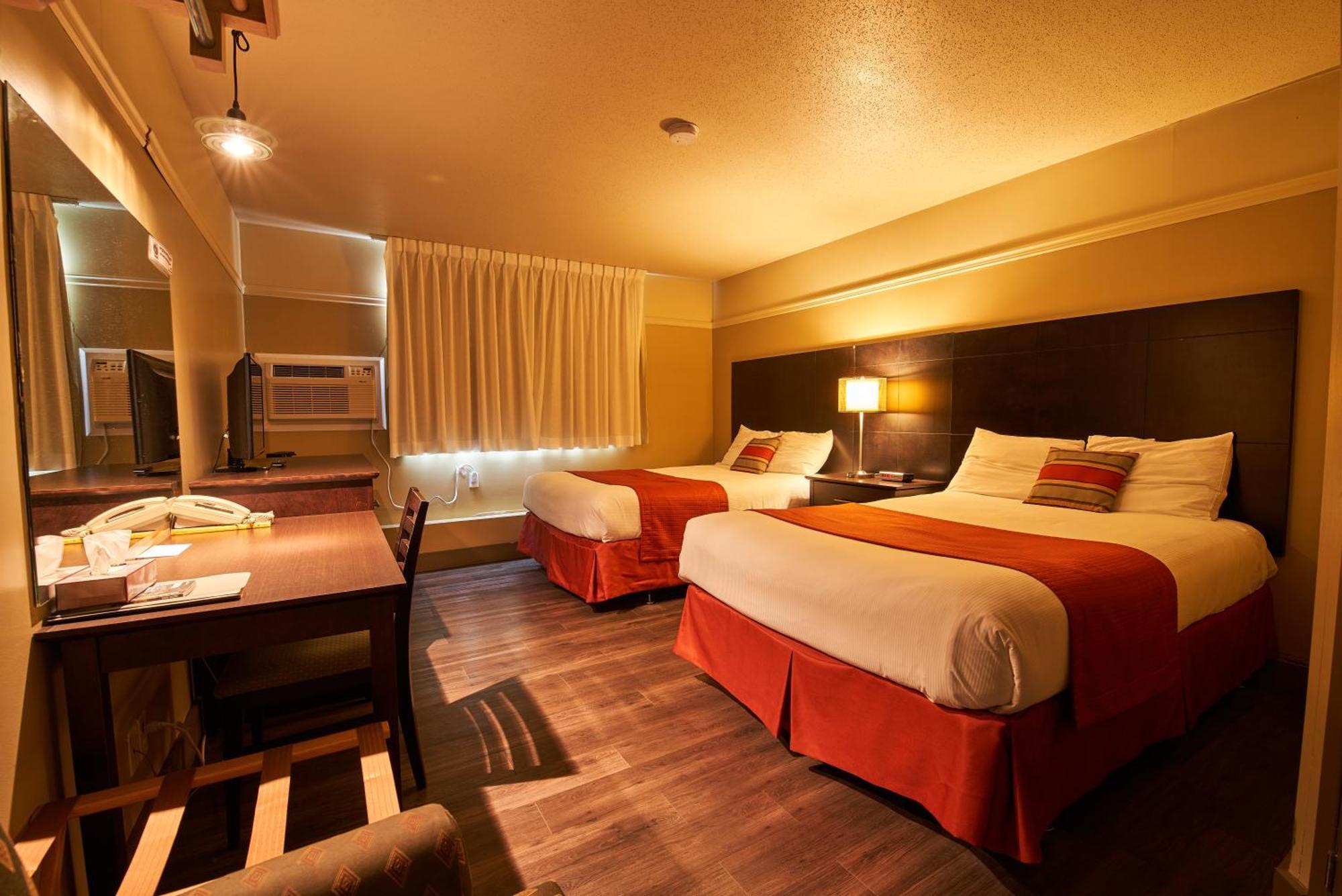 Hotel-Resto-Bar Le Journel Saint-Joseph-de-Beauce Ngoại thất bức ảnh